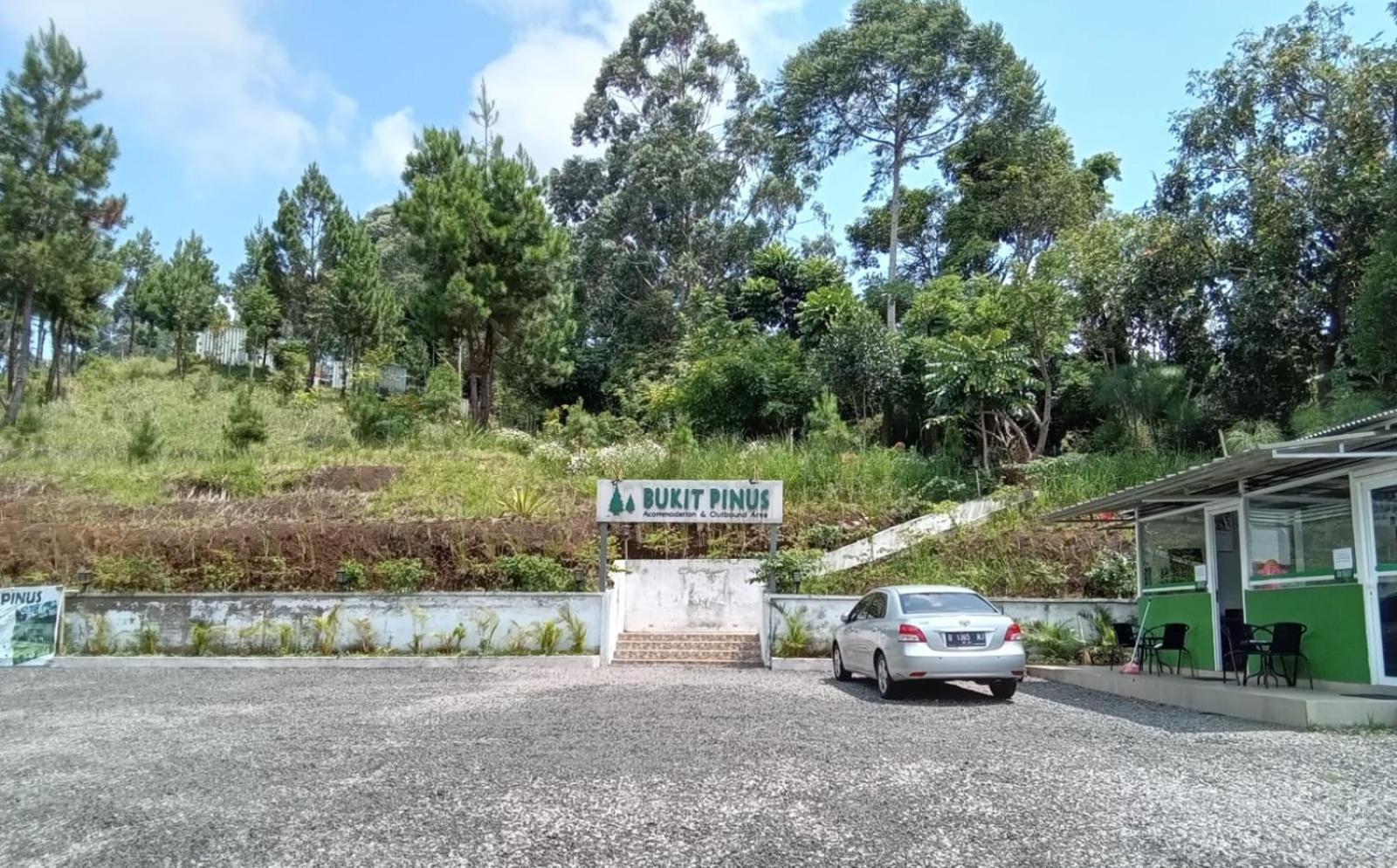 Tegalharendong Hotel Bukit Pinus מראה חיצוני תמונה